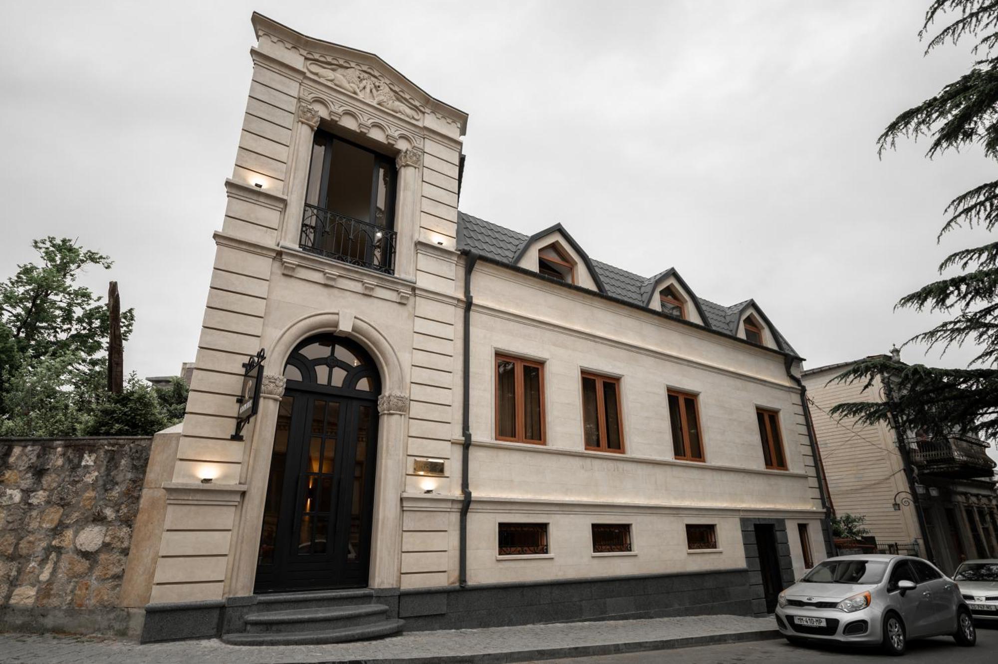 Central Hotel Kʼutʼaisi Exterior foto
